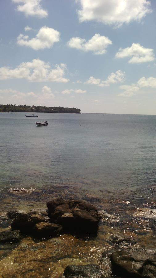 Hotel Sea View Little Corn Island Esterno foto